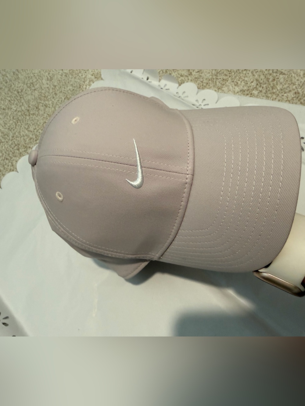 Nike Club Cap New without Tag in Light Pink and Black